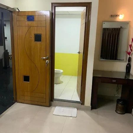 Westernsuites Hotel & Spa-2